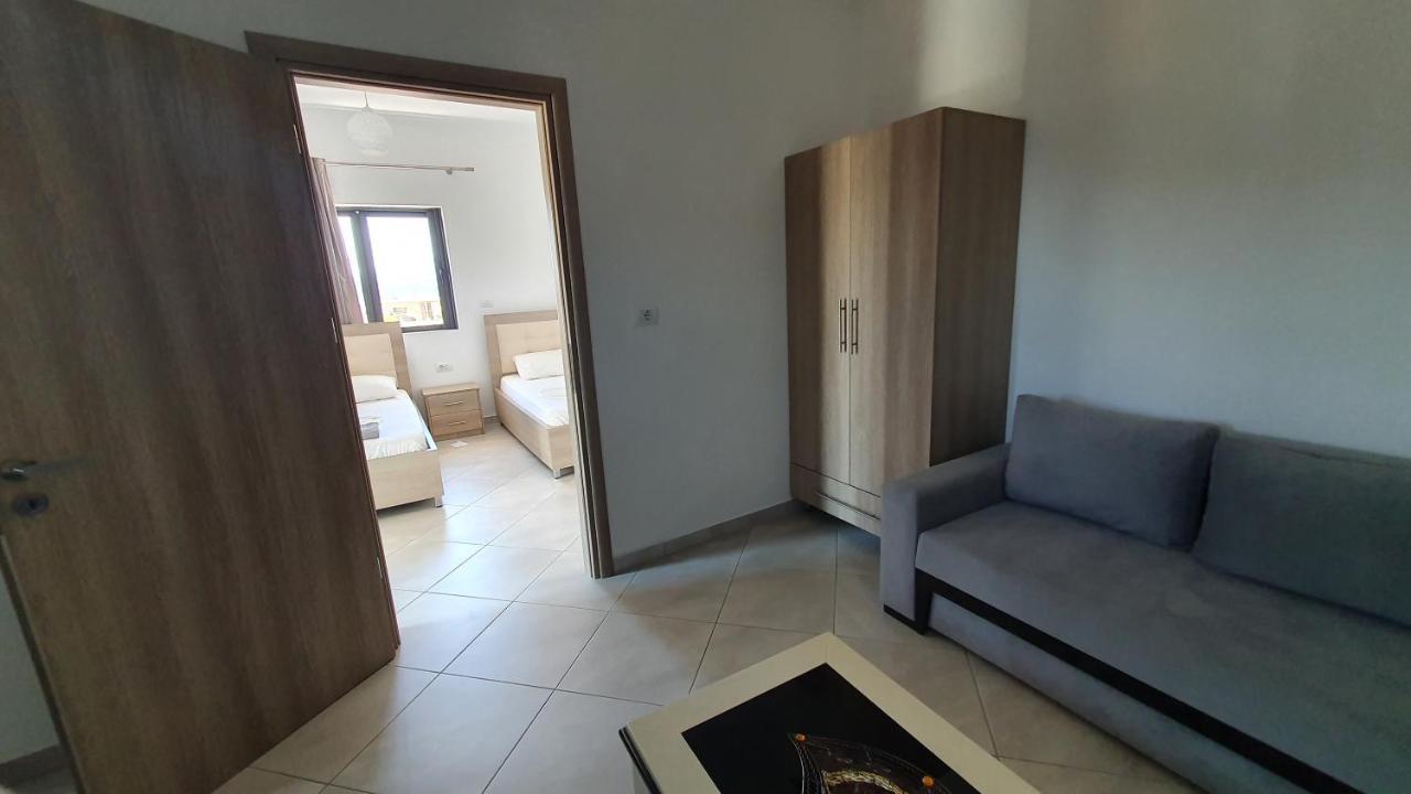 Villa Soni Oruci Εξαμίλιο Εξωτερικό φωτογραφία